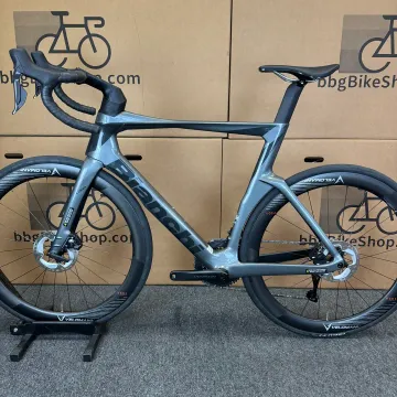 Used Bianchi Oltre Shimano Ultegra Di2 2024 Road & Gravel, Light Gray — image 2 of 6