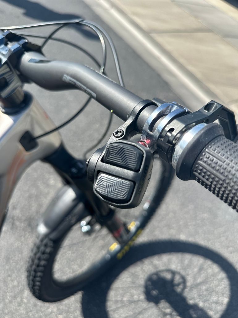Used Ari La Sal Peak Pro 2024 2024 Mountainbike, Light Gray, 29 — image 12 of 12