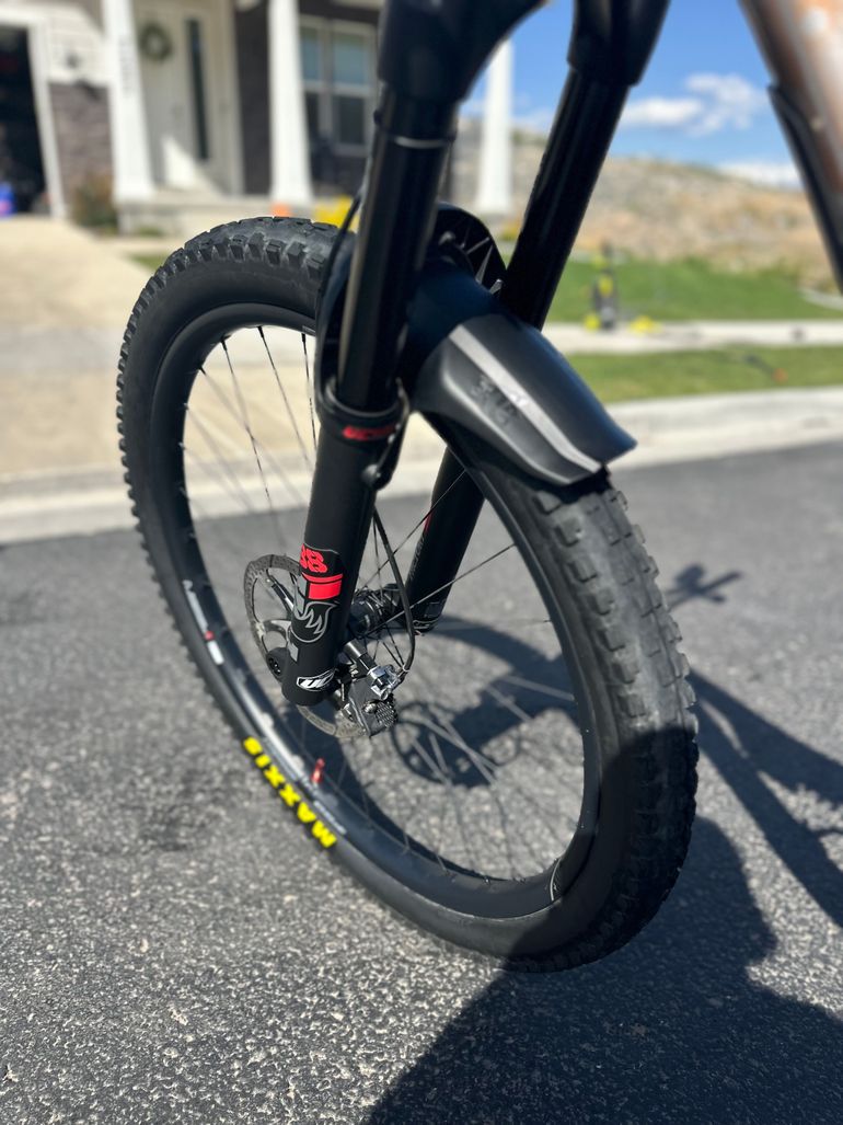 Used Ari La Sal Peak Pro 2024 2024 Mountainbike, Light Gray, 29 — image 9 of 12