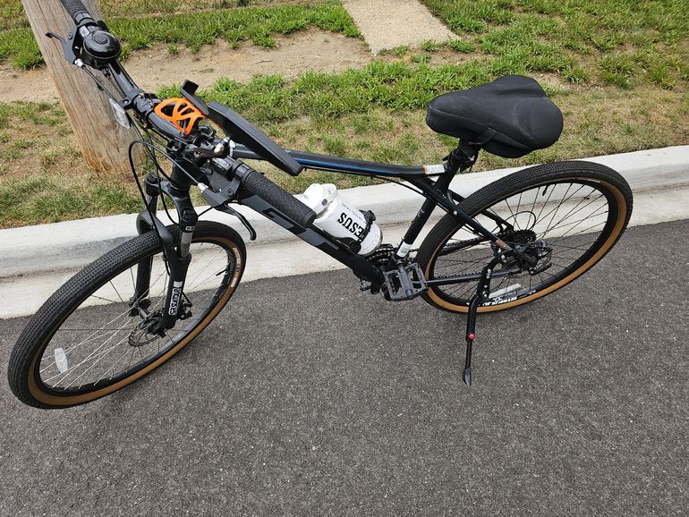 Used GT Aggressor Sport 2020 2020 Mountainbike, Black, 27.5, 29 — image 2 of 4