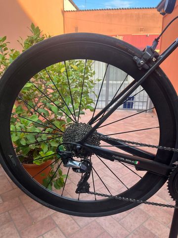 Used Canyon Endurace CF 8.0 2019 2019 Road & Gravel, Black — image 10 of 13