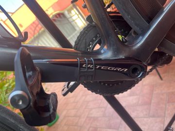 Used Canyon Endurace CF 8.0 2019 2019 Road & Gravel, Black — image 5 of 13
