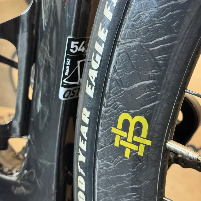 Used Factor Factor Ostro VAM Brushed Gold Edition 2024 54cm 2024 Road & Gravel, Black — image 9 of 13