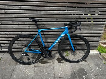 Used Canyon Ultimate CF SL Disc 8.0 Di2 2020 2020 Road & Gravel, Blue — image 2 of 6