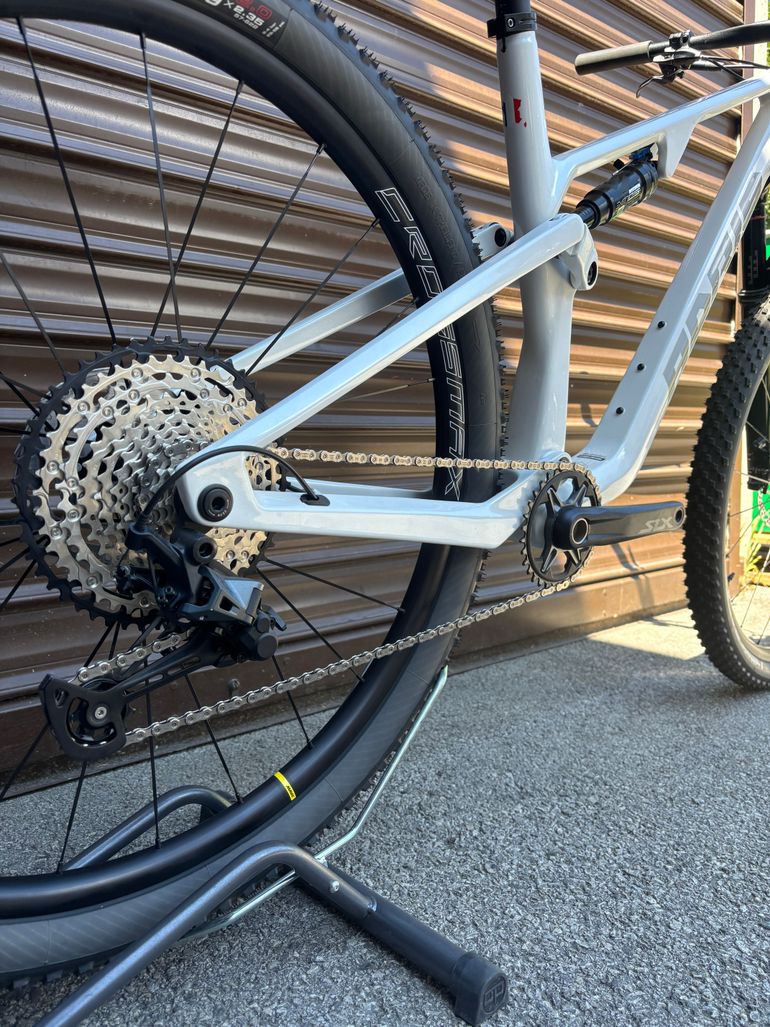 Used Adris Le Flexible SHIMANO SLX L 2024 2024 Mountainbike, White — image 2 of 4
