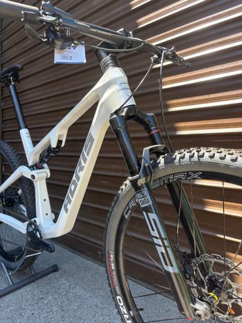 Used Adris Le Flexible SHIMANO SLX L 2024 2024 Mountainbike, White — image 3 of 4