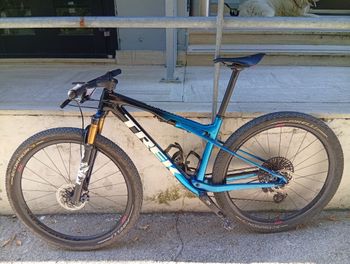 Used Trek Supercaliber 9.9 XX1 AXS 2022 2022 Mountainbike, Blue, 29 — image 2 of 6