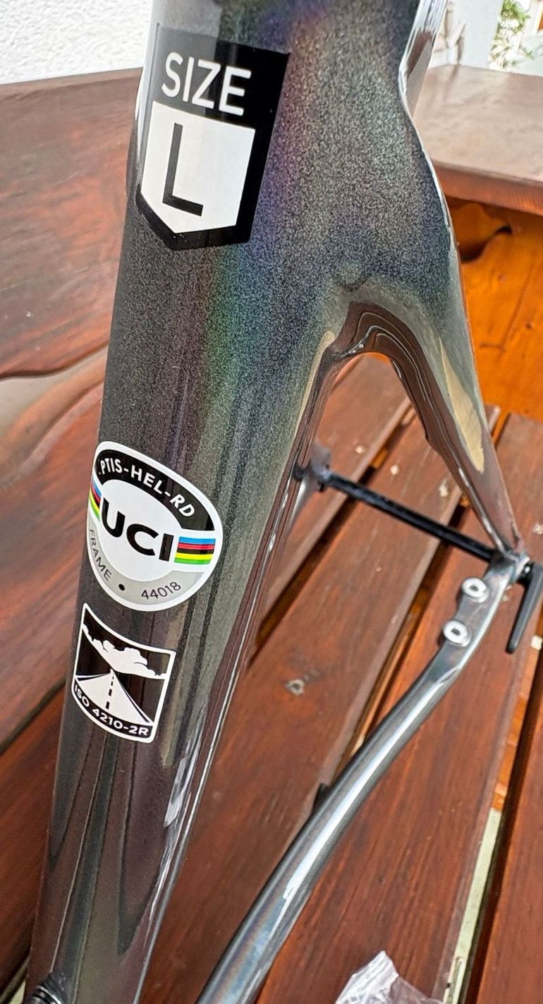 Used Polygon HELIOS A9X Frameset Including Vision 5D Integrated Handlebar 2025 Road & Gravel, Light Gray — image 6 of 18
