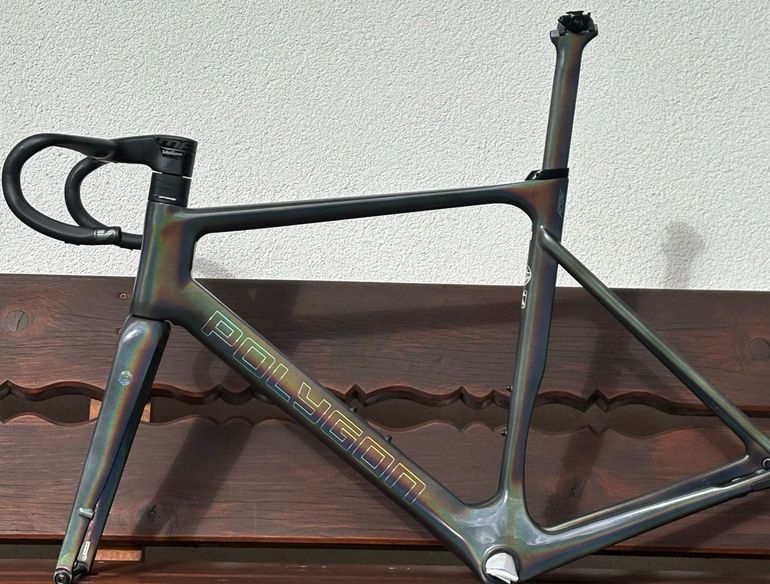 Used Polygon HELIOS A9X Frameset Including Vision 5D Integrated Handlebar 2025 Road & Gravel, Light Gray — image 2 of 18