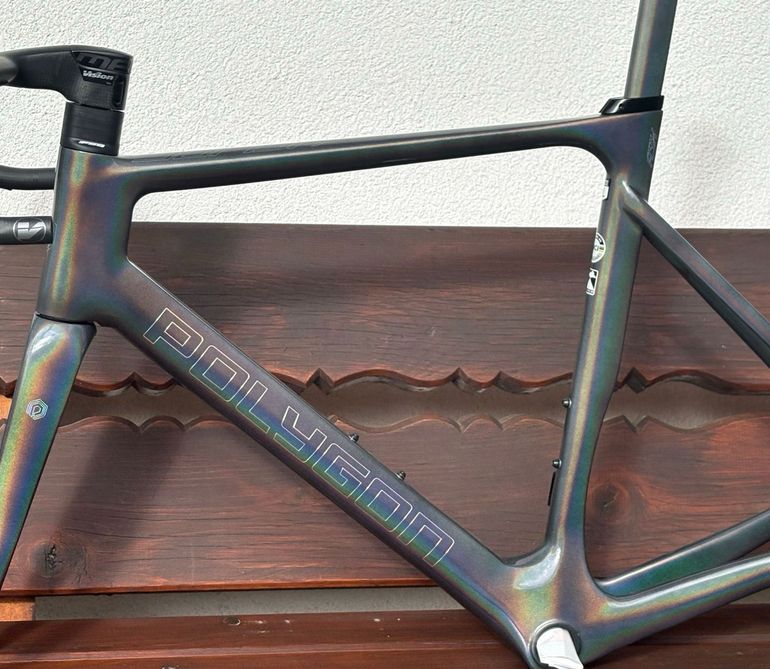 Used Polygon HELIOS A9X Frameset Including Vision 5D Integrated Handlebar 2025 Road & Gravel, Light Gray — image 3 of 18