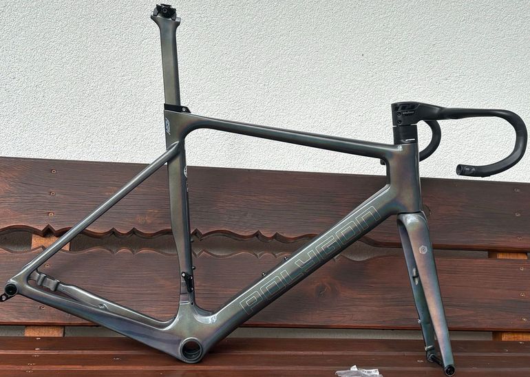 Used Polygon HELIOS A9X Frameset Including Vision 5D Integrated Handlebar 2025 Road & Gravel, Light Gray — image 1 of 18