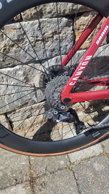 Brugt Canyon Aeroad CF SLX Disc 9.0 Di2 2020 2020 Road & Gravel — billede 4 af 8