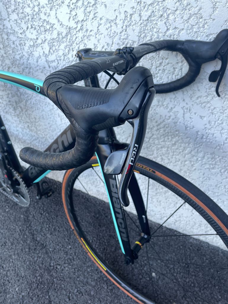 Bianchi Xr4 Sram Red 2021 Road & Gravel d'occasion — image 2 sur 4