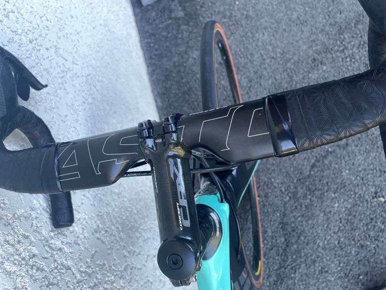 Bianchi Xr4 Sram Red 2021 Road & Gravel d'occasion — image 3 sur 4