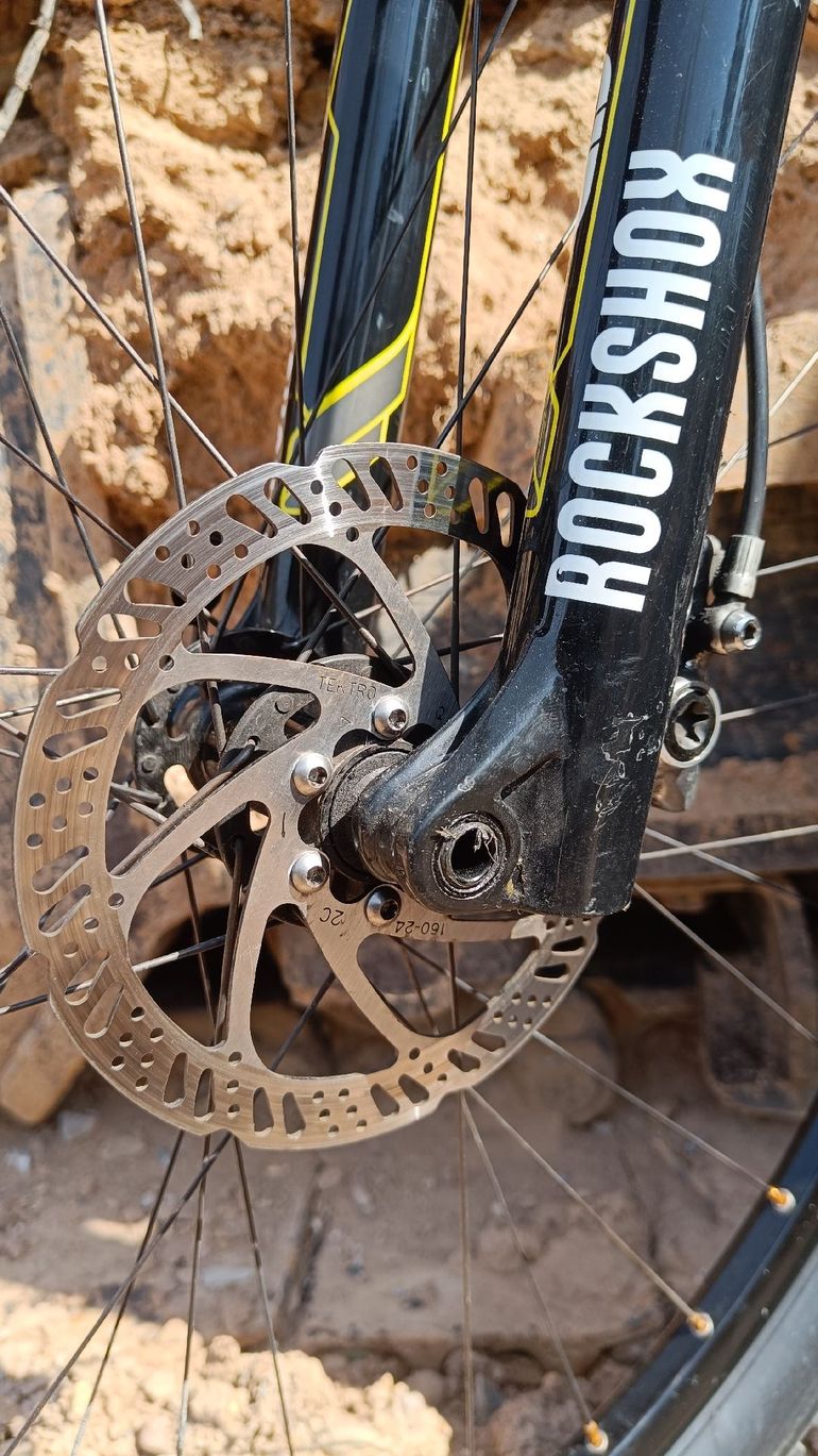 Used Rocky Mountain Vertex 970 RSL 2017 2017 Mountainbike, Black, 29 — image 5 of 16