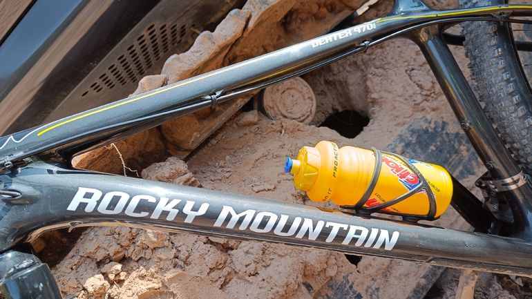 Used Rocky Mountain Vertex 970 RSL 2017 2017 Mountainbike, Black, 29 — image 8 of 16