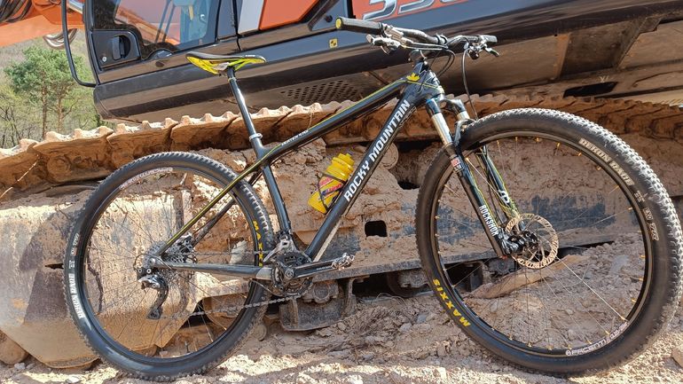 Used Rocky Mountain Vertex 970 RSL 2017 2017 Mountainbike, Black, 29 — image 13 of 16