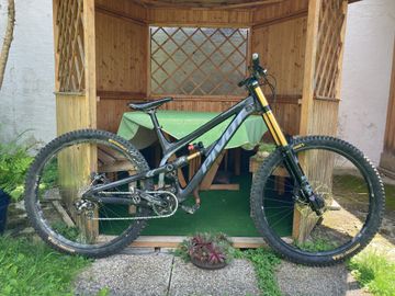 Used Pivot Phoenix 29 Pro Saint 2022 2022 MTB