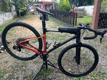 Used Giant Revolt X 1 2024 2024 Road & Gravel, Black — image 1 of 6