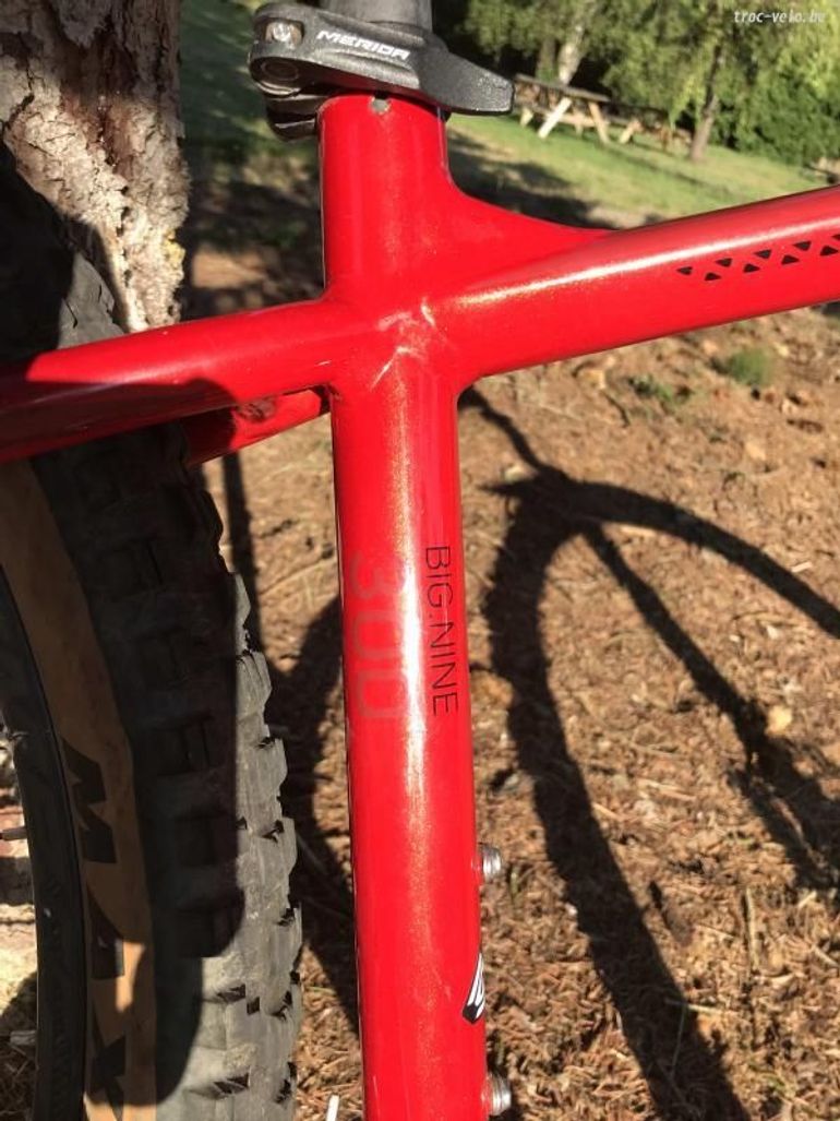 Used Merida 300 2018 Mountainbike, Red — image 3 of 6