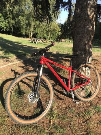 Used Merida 300 2018 Mountainbike, Red — image 1 of 6