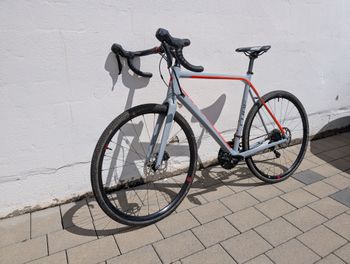 Used CUBE CROSS Race Pro 2017 2017 Road & Gravel, Light Gray — image 3 of 19