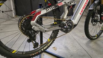 Gebrauchtes Haibike Flyon XDURO AllMtn 10.0 2021 2021 Mountainbike, Hellgrau, 29 — Bild 6 von 7