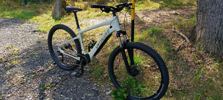 Gebrauchtes Specialized Turbo Tero 3.0 2024 2024 Mountainbike, Weiß, 29 — Bild 1 von 4