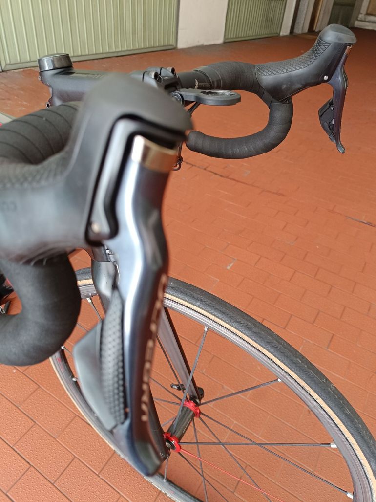 Used BMC Teammachine Shimano Ultegra Di2 2019 Road & Gravel, Nero — image 5 of 10