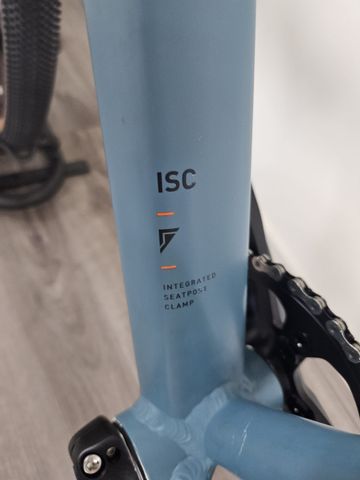 Used CUBE NUROAD 2021 Road & Gravel, Blue — image 10 of 14