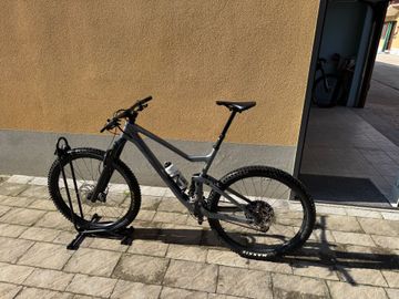 Used Scott Genius 920 2021 2021 Mountainbike, Light Gray, 29 — image 2 of 5