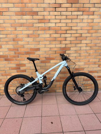 Trek, Slash 8 Gen 6 2025