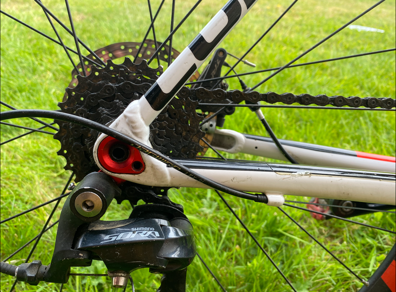 Used CUBE ATTAIN Pro Disc 2019 2019 Road & Gravel, White — image 9 of 9