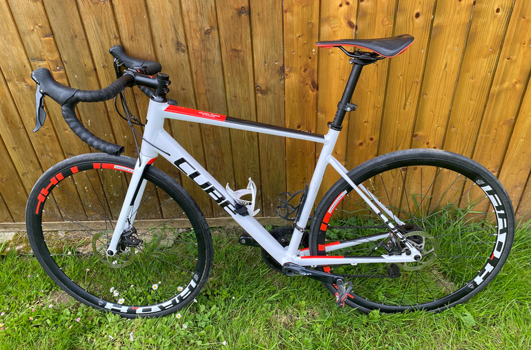 Used CUBE ATTAIN Pro Disc 2019 2019 Road & Gravel, White — image 7 of 9
