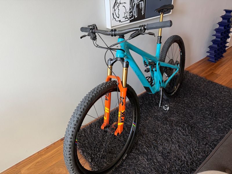 Yeti SB100 T2 2020 2020 Mountainbike d'occasion — image 1 sur 14