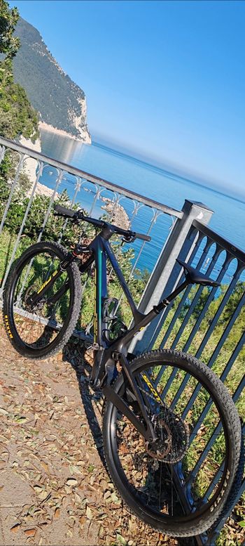 Scott Spark RC Team Issue 2023 2023 Mountainbike d'occasion — image 3 sur 6