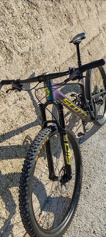 Scott Spark RC Team Issue 2023 2023 Mountainbike d'occasion — image 2 sur 6