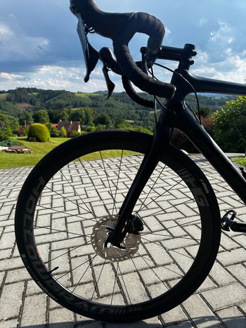 Used Cannondale Synapse Hi-MOD Disc Dura-Ace 2018 2018 Road & Gravel, Black — image 2 of 11