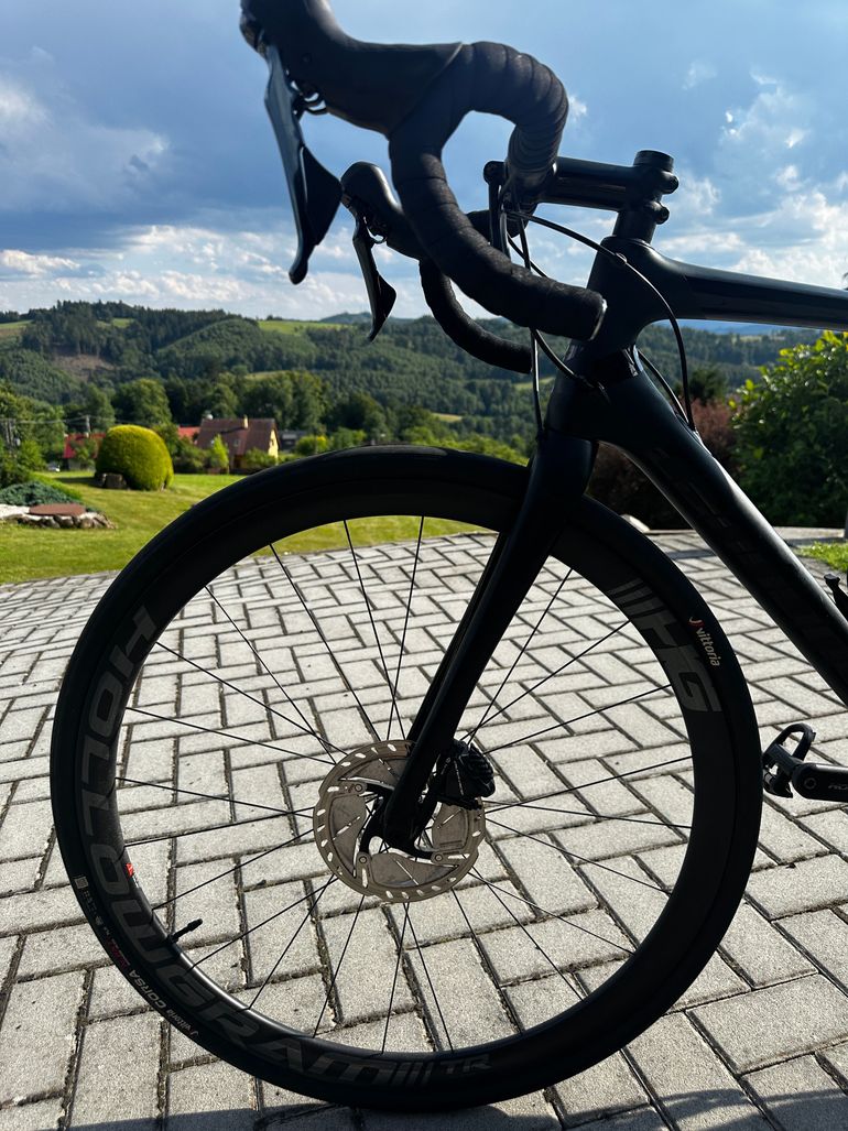 Used Cannondale Synapse Hi-MOD Disc Dura-Ace 2018 2018 Road & Gravel, Black — image 2 of 11