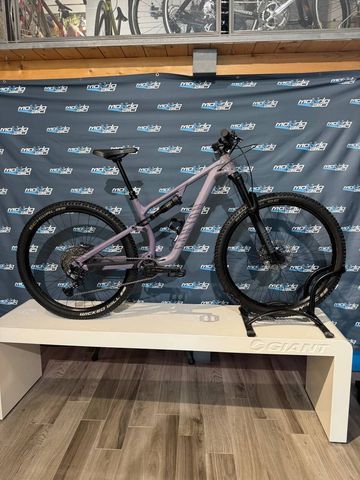 Used Canyon Neuron 5 2024 2024 Mountainbike, Purple, 27.5, 29 — image 1 of 6
