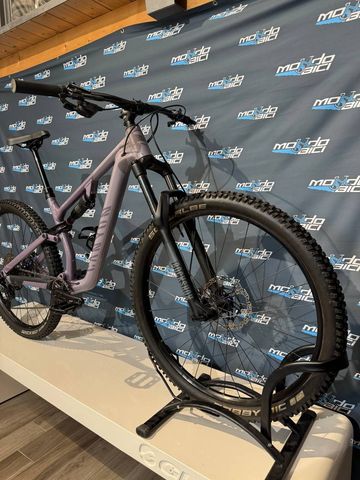 Used Canyon Neuron 5 2024 2024 Mountainbike, Purple, 27.5, 29 — image 2 of 6