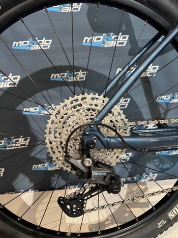 Used Giant Talon 0 2022 2022 Mountainbike, Blue, 27.5, 29 — image 2 of 5