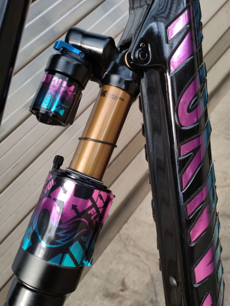 Canyon Torque 27.5 CF 9 2022 2022 Mountainbike usato, Nero — immagine 2 di 13