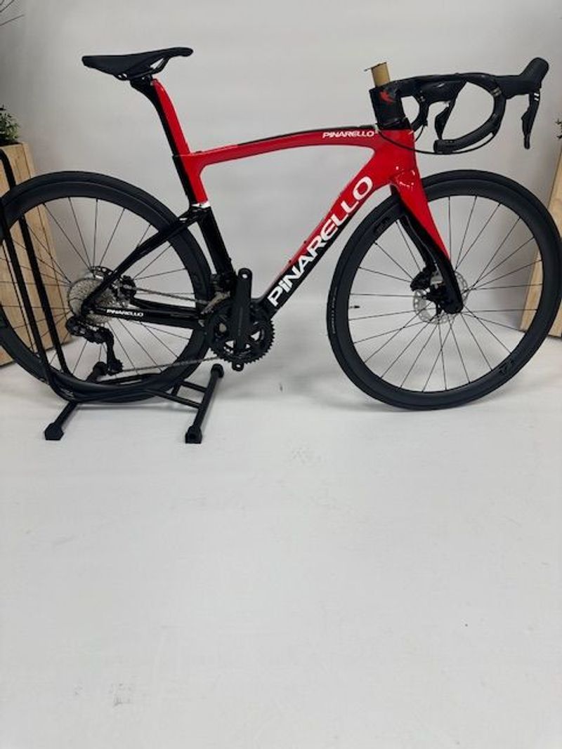Used Pinarello F7 ULTEGRA Di2 2024 2024 Road & Gravel