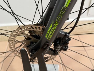 Used Merida CROSSWAY 300 2016 Mountainbike, Green — image 7 of 10