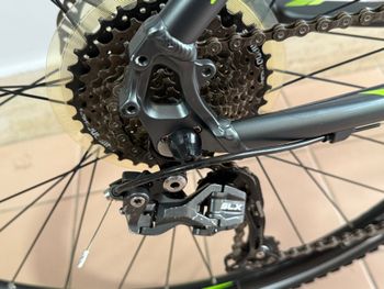 Used Merida CROSSWAY 300 2016 Mountainbike, Green — image 8 of 10