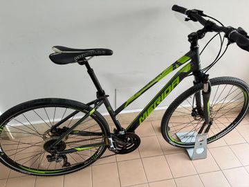 Used Merida CROSSWAY 300 2016 Mountainbike, Green — image 1 of 10