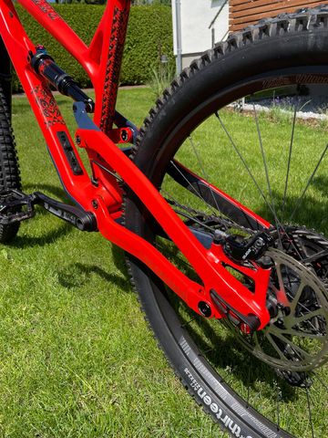 Używany YT Industries JEFFSY 27 CF Comp 2019 2019 Mountainbike — zdjęcie 4 z 19