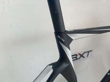Used Bianchi Oltre Pro Frameset Frameset 2024 Road & Gravel, Black — image 3 of 6