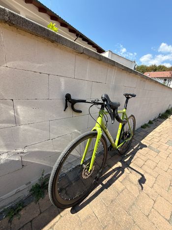 Used Head Picton II 2022 2022 Road & Gravel — image 2 of 6